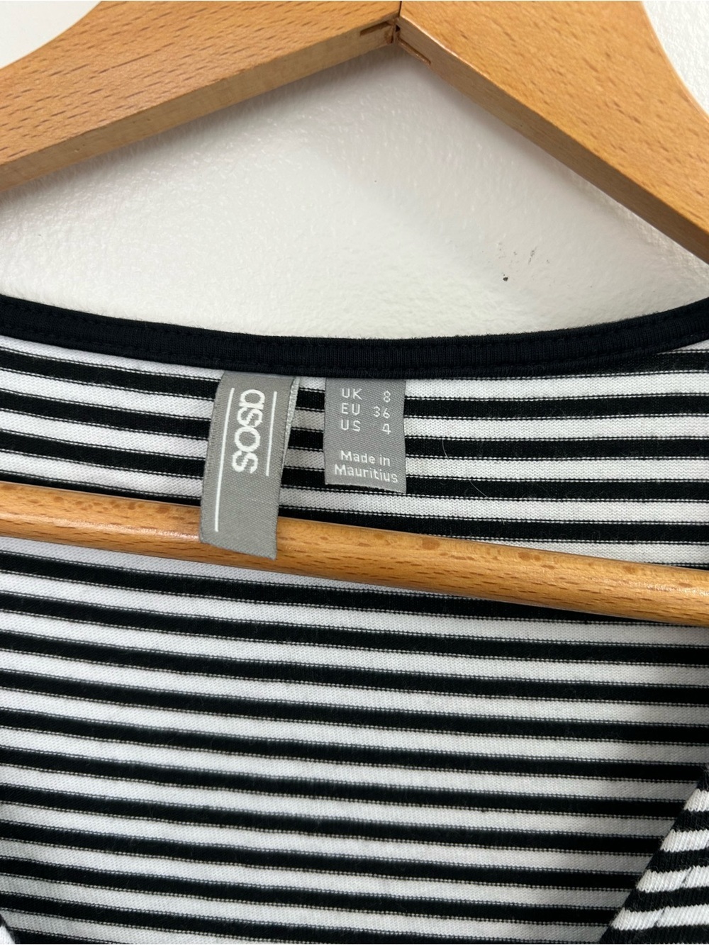 ASOS Black & White Striped V-Neck Button Front Smock/ Baby doll Dress (size 4) - Picture 3 of 4